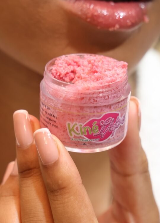 LE GOMMAGE LÈVRES “Kiné Lips “