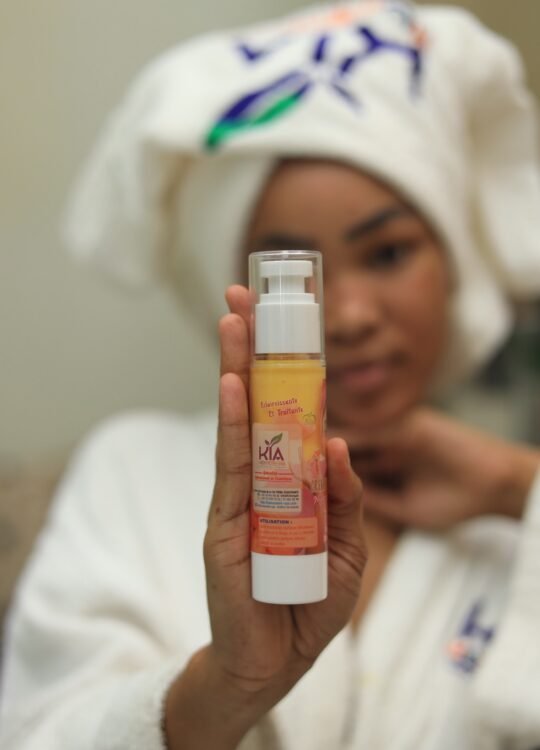 CRÈME VISAGE / night face cream ILLUMINATRICE À L’EXTRAIT DE CAROTTE.
 RÉGÉNÈRE et NOURRIE.