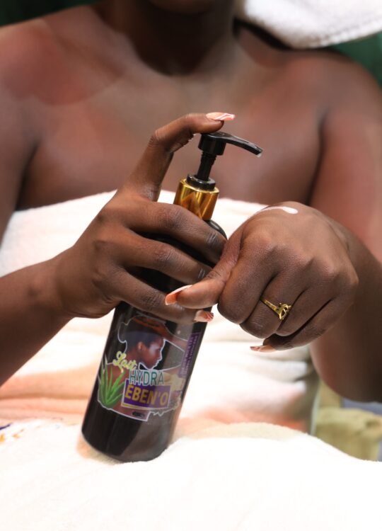 LAIT DE CORPS HYDRA ÉBEN’O ( TEINT NOIR)